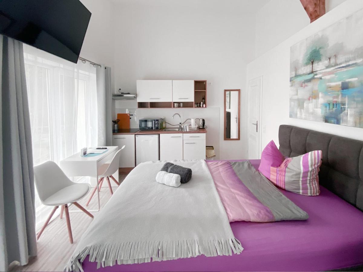 Schwanenburg Apartments Kolonie Rontgental Εξωτερικό φωτογραφία