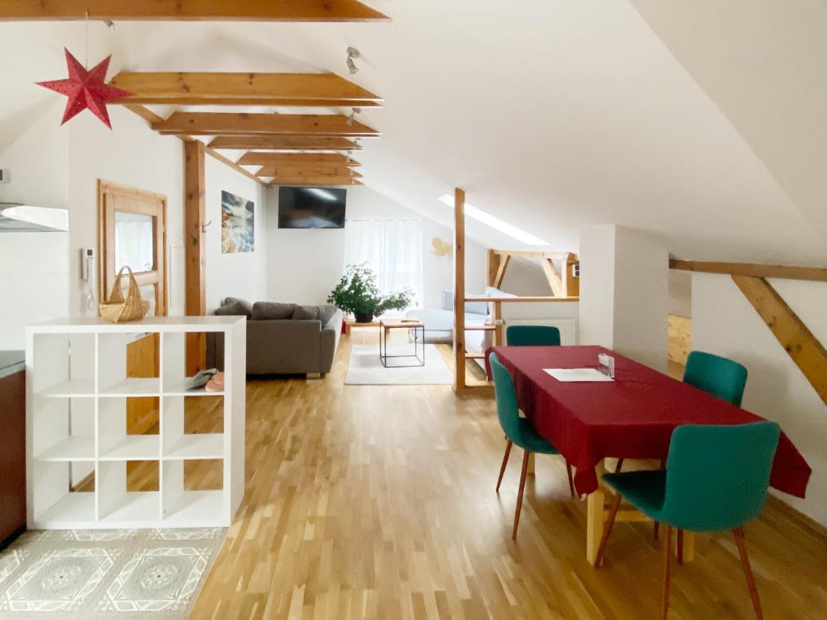 Schwanenburg Apartments Kolonie Rontgental Εξωτερικό φωτογραφία