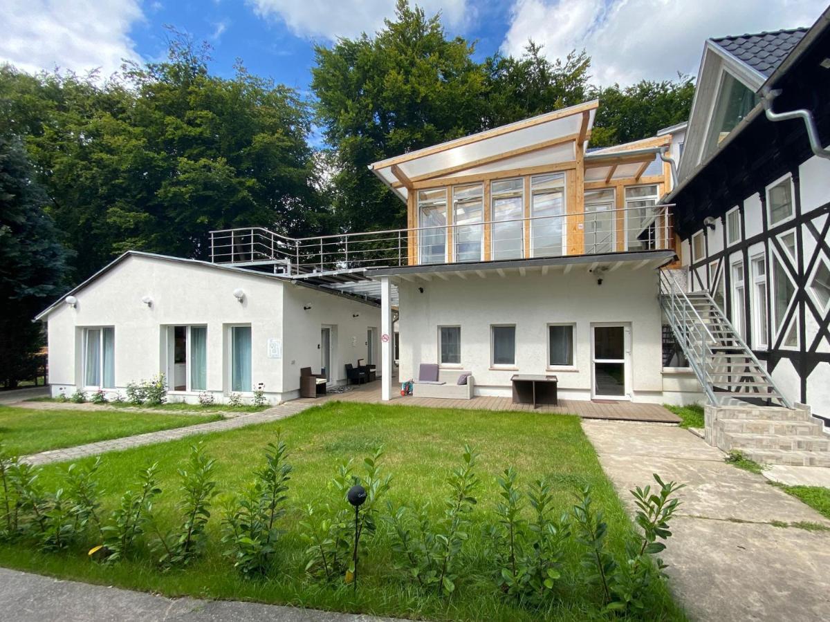 Schwanenburg Apartments Kolonie Rontgental Εξωτερικό φωτογραφία