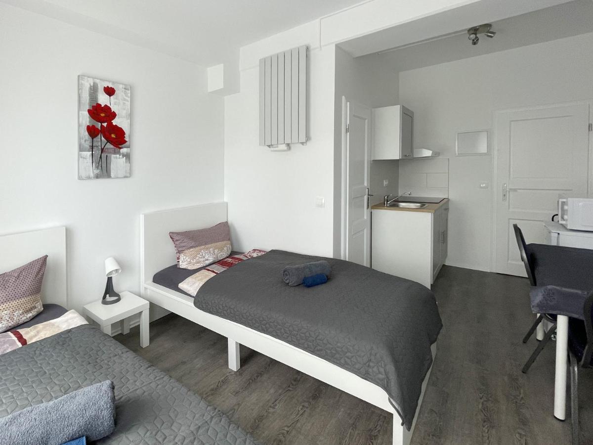 Schwanenburg Apartments Kolonie Rontgental Εξωτερικό φωτογραφία
